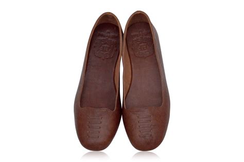 Women's Brown Flats .